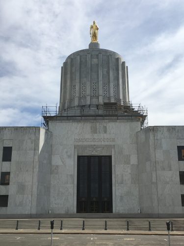 Oregon State Capitol in Salem